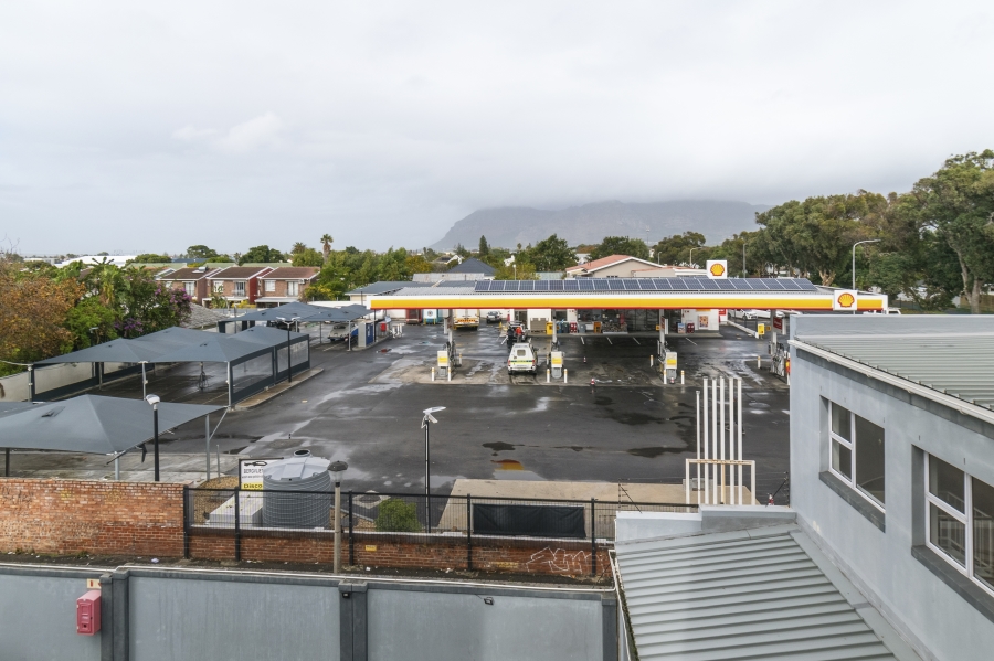 1 Bedroom Property for Sale in Heathfield Western Cape